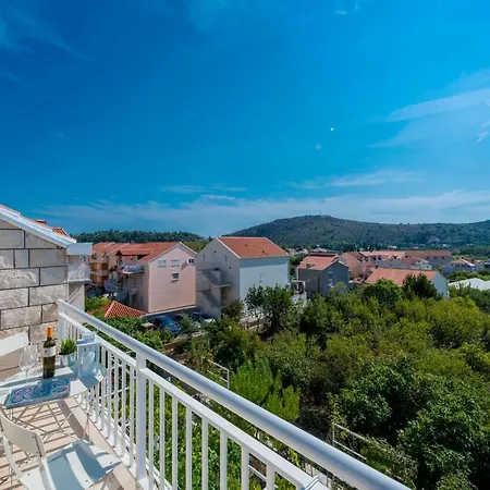 Dubrovnik Suburb 22